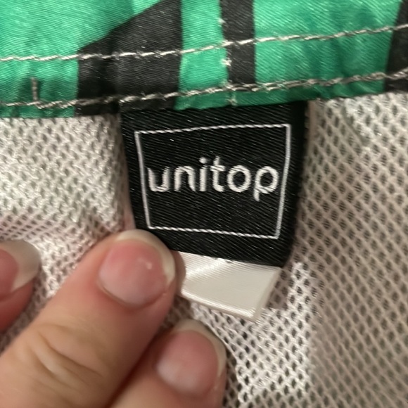 Makau Board Shorts - Picture 5 of 7